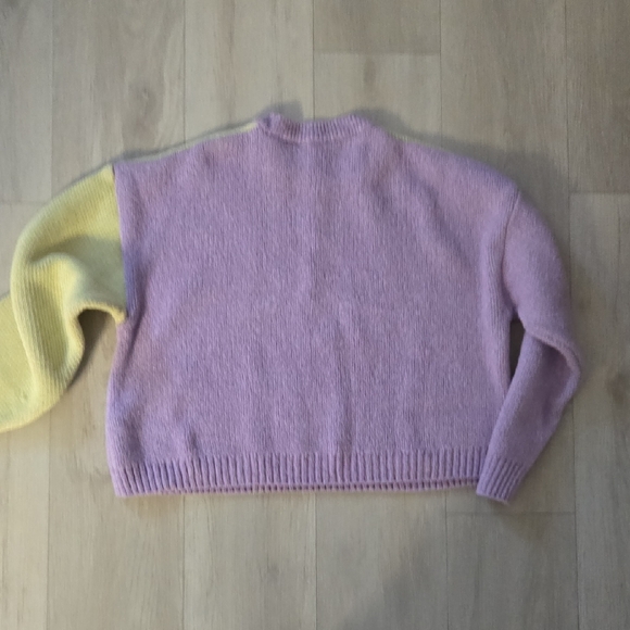 Zara Pastel Floral Sweater - Purple and Yellow - Picture 8 of 8